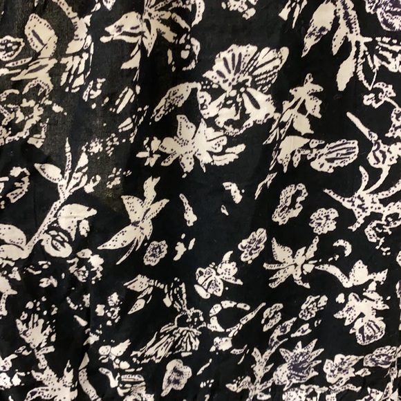 cute low back high neck romper - Picture 4 of 7